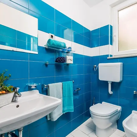 Dom wakacyjny Pet Friendly In With Kitchen