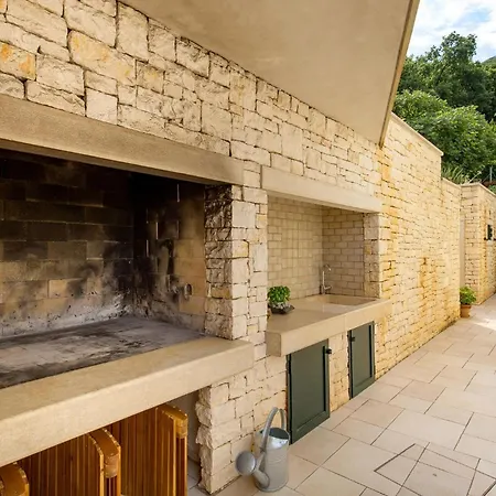 Dom wakacyjny Pet Friendly In With Kitchen